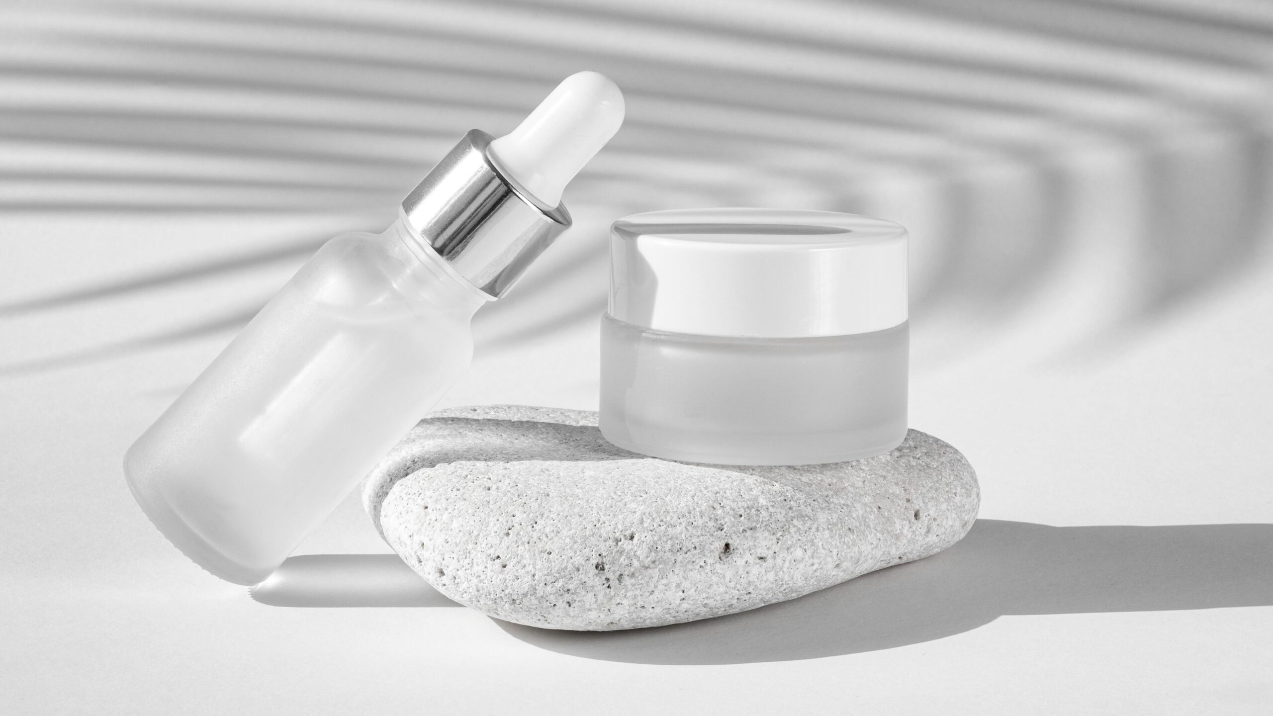 How to Treat Acne-Prone Skin Without Over-Drying